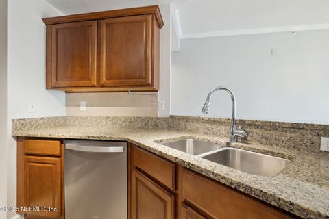 Condominium in Jacksonville FL 400 E BAY Street #1902 13.jpg