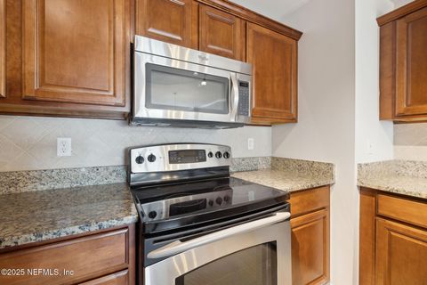 Condominium in Jacksonville FL 400 E BAY Street #1902 2.jpg
