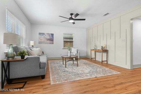 Single Family Residence in Jacksonville FL 3303 PLUM Street 11.jpg