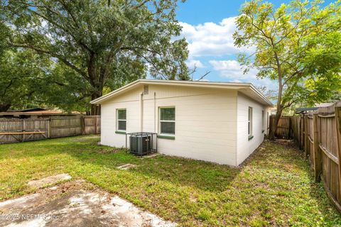Single Family Residence in Jacksonville FL 3303 PLUM Street 22.jpg