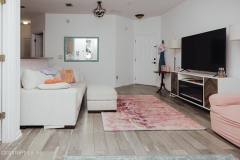 Condominium in Jacksonville FL 3641 KIRKPATRICK Circle #5.jpg