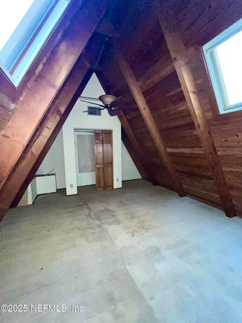 Single Family Residence in Florahome FL 510 W HILLSBOROUGH Avenue 16.jpg