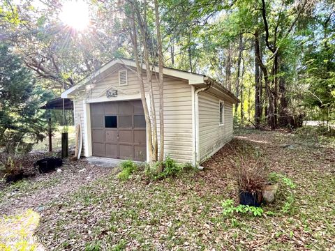 Single Family Residence in Florahome FL 510 W HILLSBOROUGH Avenue 22.jpg