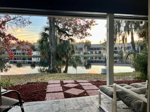 Condominium in Jacksonville FL 6184 LAKE LUGANO Drive.jpg