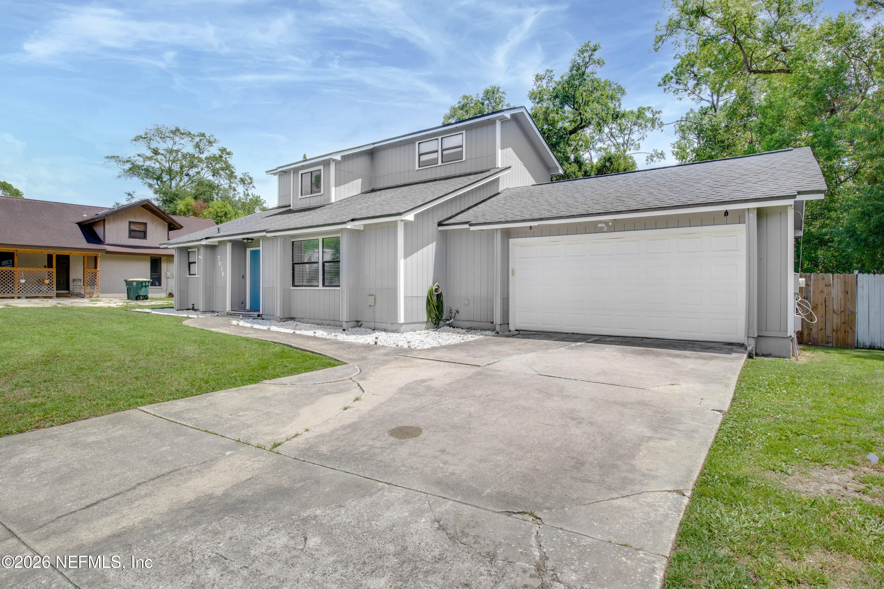 7018 Holiday Hill Ct, Jacksonville, FL 32216 photo