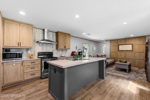 Mobile Home in Jacksonville FL 13178 DUVAL LAKE Road 6.jpg