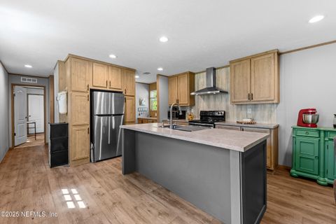 Mobile Home in Jacksonville FL 13178 DUVAL LAKE Road 7.jpg