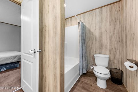 Mobile Home in Jacksonville FL 13178 DUVAL LAKE Road 18.jpg