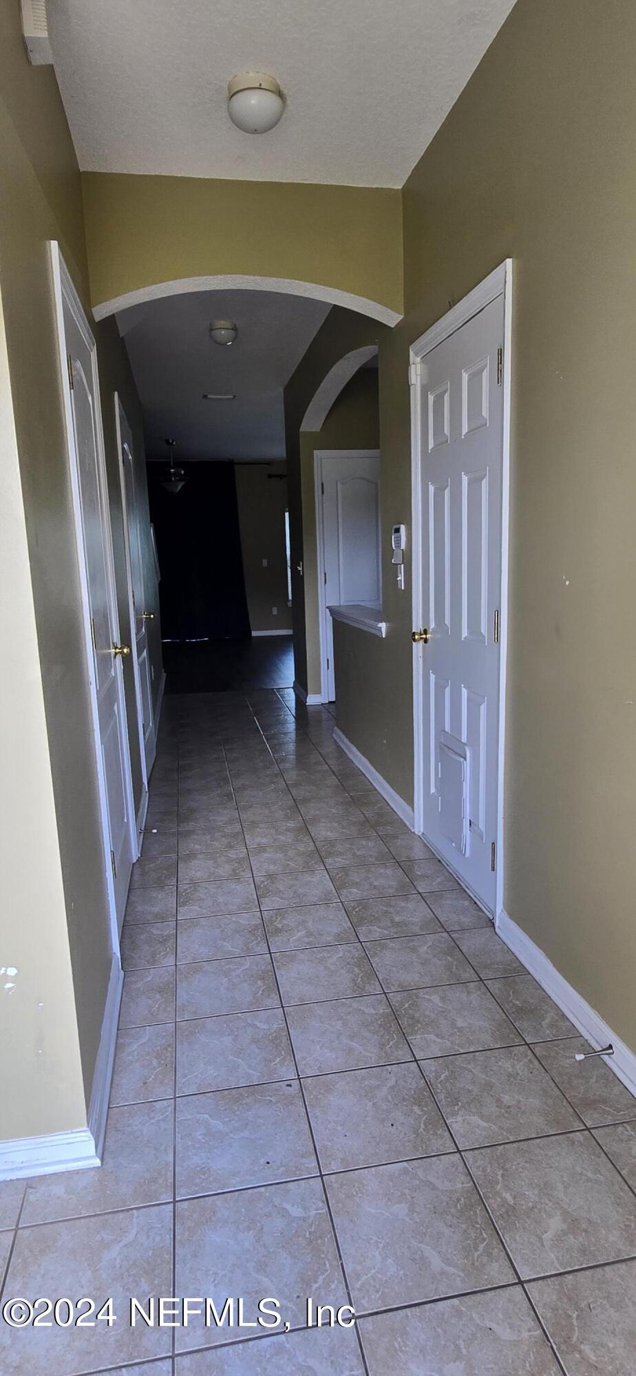 Townhouse in Jacksonville FL 1611 BISCAYNE BAY Drive 1.jpg