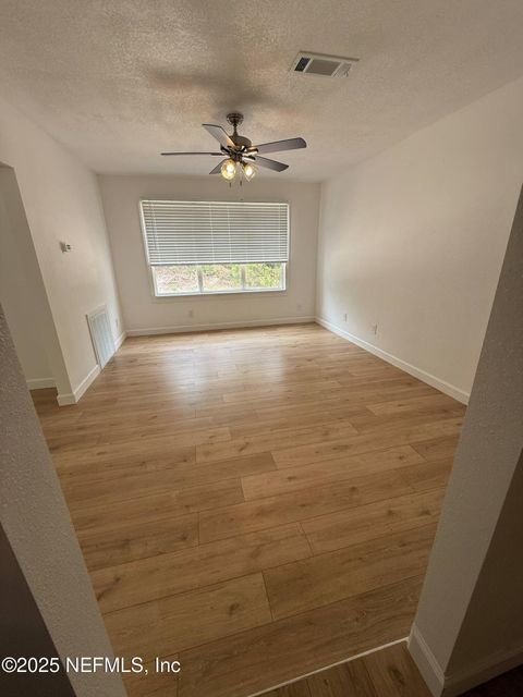 Single Family Residence in Florahome FL 143 DESOTO Drive 6.jpg