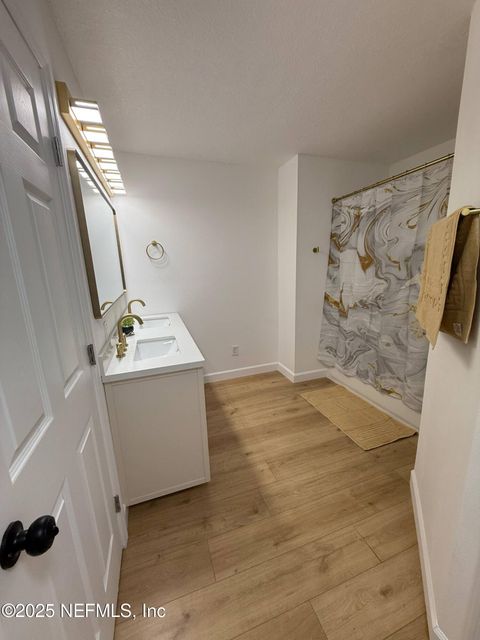 Single Family Residence in Florahome FL 143 DESOTO Drive 19.jpg