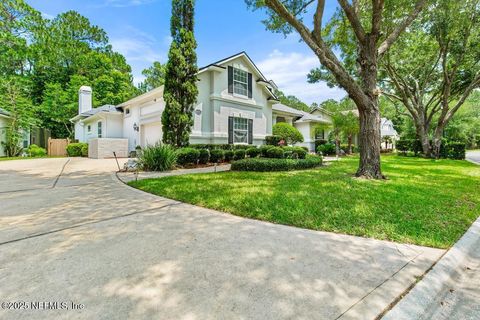 Single Family Residence in Jacksonville FL 7843 MOUNT RANIER Drive 5.jpg