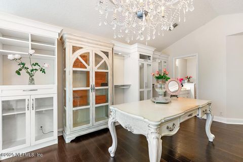 Single Family Residence in Jacksonville FL 7843 MOUNT RANIER Drive 76.jpg