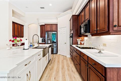 Single Family Residence in Jacksonville FL 7843 MOUNT RANIER Drive 34.jpg