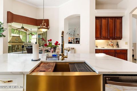 Single Family Residence in Jacksonville FL 7843 MOUNT RANIER Drive 37.jpg