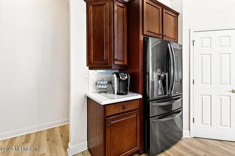 Single Family Residence in Jacksonville FL 7843 MOUNT RANIER Drive 30.jpg