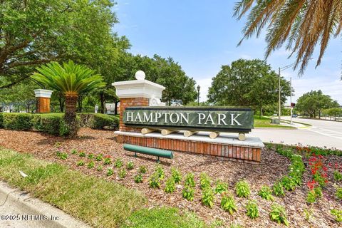 Single Family Residence in Jacksonville FL 7843 MOUNT RANIER Drive 2.jpg