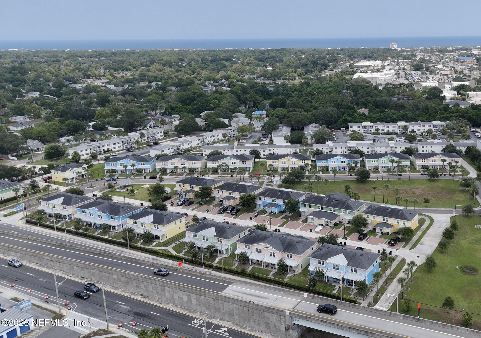 193 Oceangate Dr, Atlantic Beach, FL 32233 photo