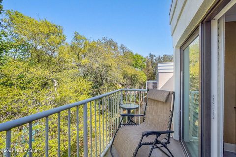 Condominium in Fernandina Beach FL 2123 BEACHWOOD Road 20.jpg