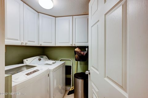 Condominium in Fernandina Beach FL 2123 BEACHWOOD Road 30.jpg