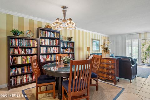 Condominium in Fernandina Beach FL 2123 BEACHWOOD Road 12.jpg