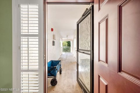 Condominium in Fernandina Beach FL 2123 BEACHWOOD Road 2.jpg