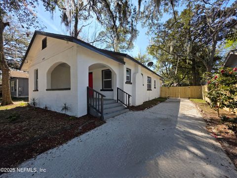 Single Family Residence in Jacksonville FL 678 LINWOOD Avenue.jpg