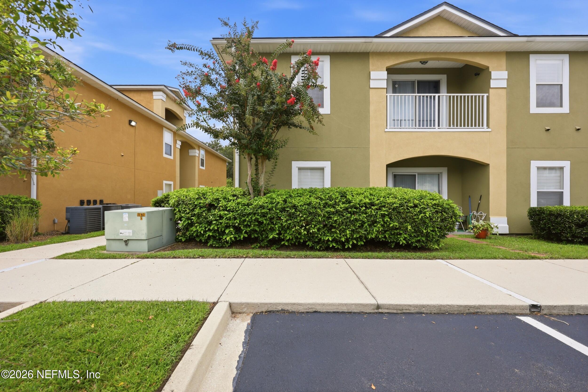 6860 Skaff Ave, Jacksonville, FL 32244