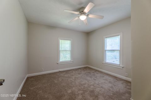 Single Family Residence in Jacksonville FL 3426 LOWELL Avenue 20.jpg