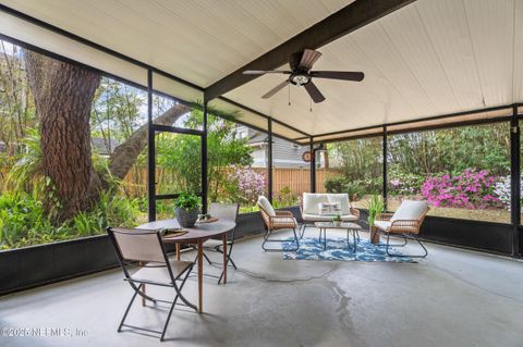 Single Family Residence in Jacksonville FL 1450 EDGEWOOD Circle 31.jpg