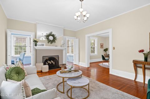 Single Family Residence in Jacksonville FL 1450 EDGEWOOD Circle 5.jpg
