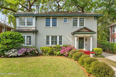 Single Family Residence in Jacksonville FL 1450 EDGEWOOD Circle 1.jpg