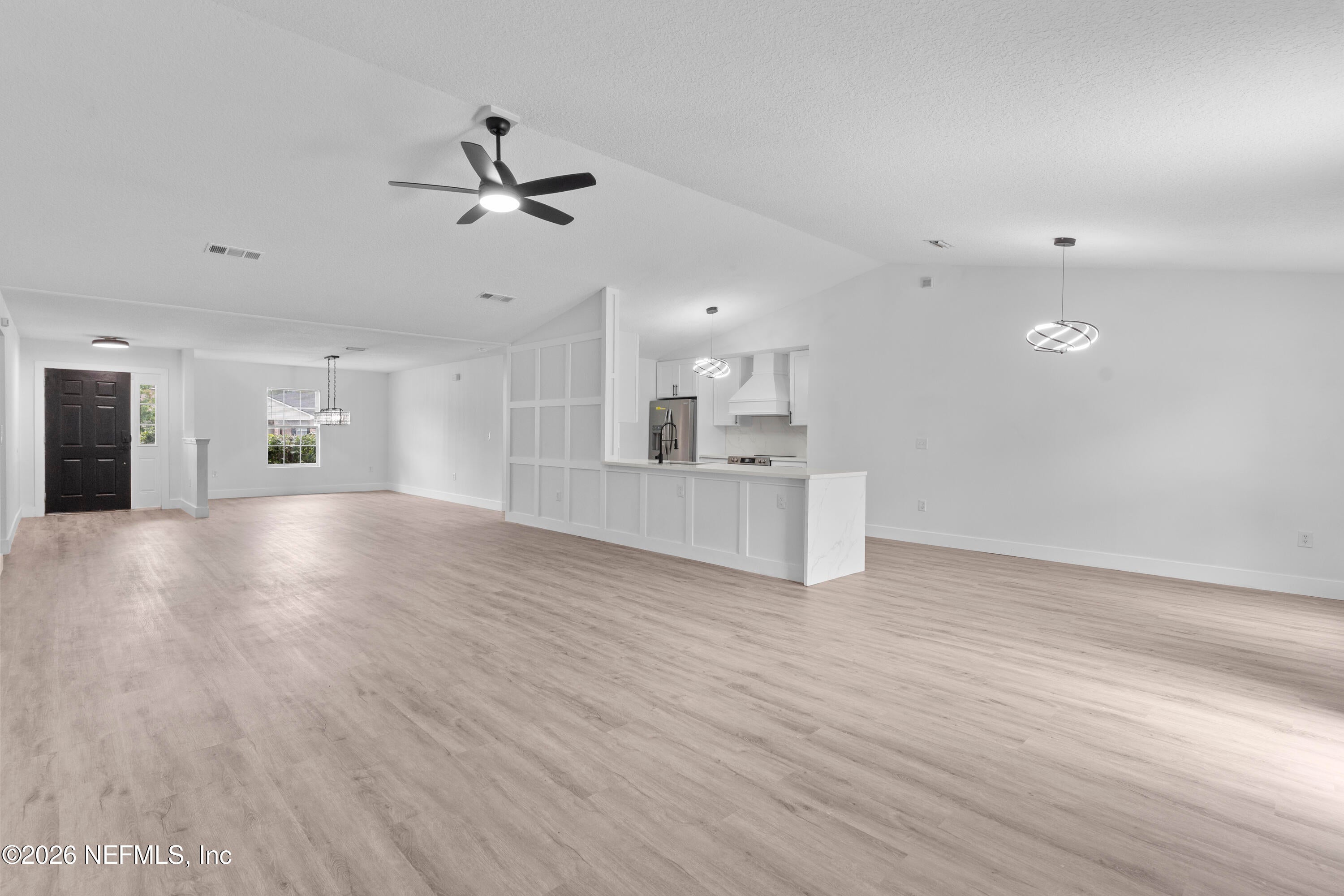 6369 Spring Hollow Ct, Jacksonville, FL 32218