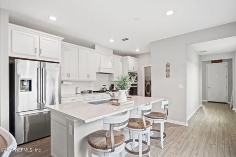 Single Family Residence in Yulee FL 476 TRANQUIL TRL Circle.jpg