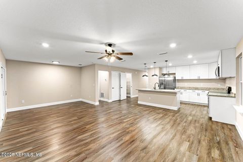 Single Family Residence in Jacksonville FL 9040 TAYLOR FIELD Road 7.jpg
