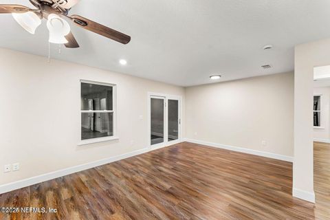 Single Family Residence in Jacksonville FL 9040 TAYLOR FIELD Road 24.jpg