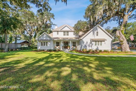 Single Family Residence in Fernandina Beach FL 95010 PACIFIC Isle(s).jpg