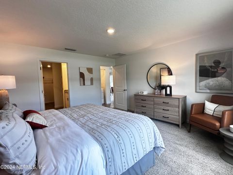 Single Family Residence in Jacksonville FL 7816 GREATFORD Way 9.jpg