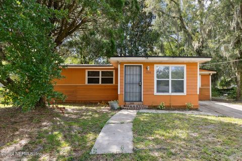 Single Family Residence in Jacksonville FL 4638 SUFFOLK Avenue.jpg