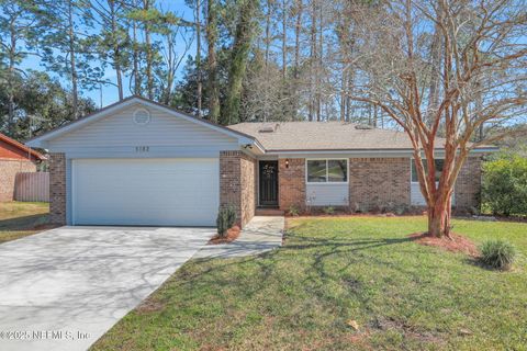 Single Family Residence in Jacksonville FL 5182 RATHBONE Drive.jpg