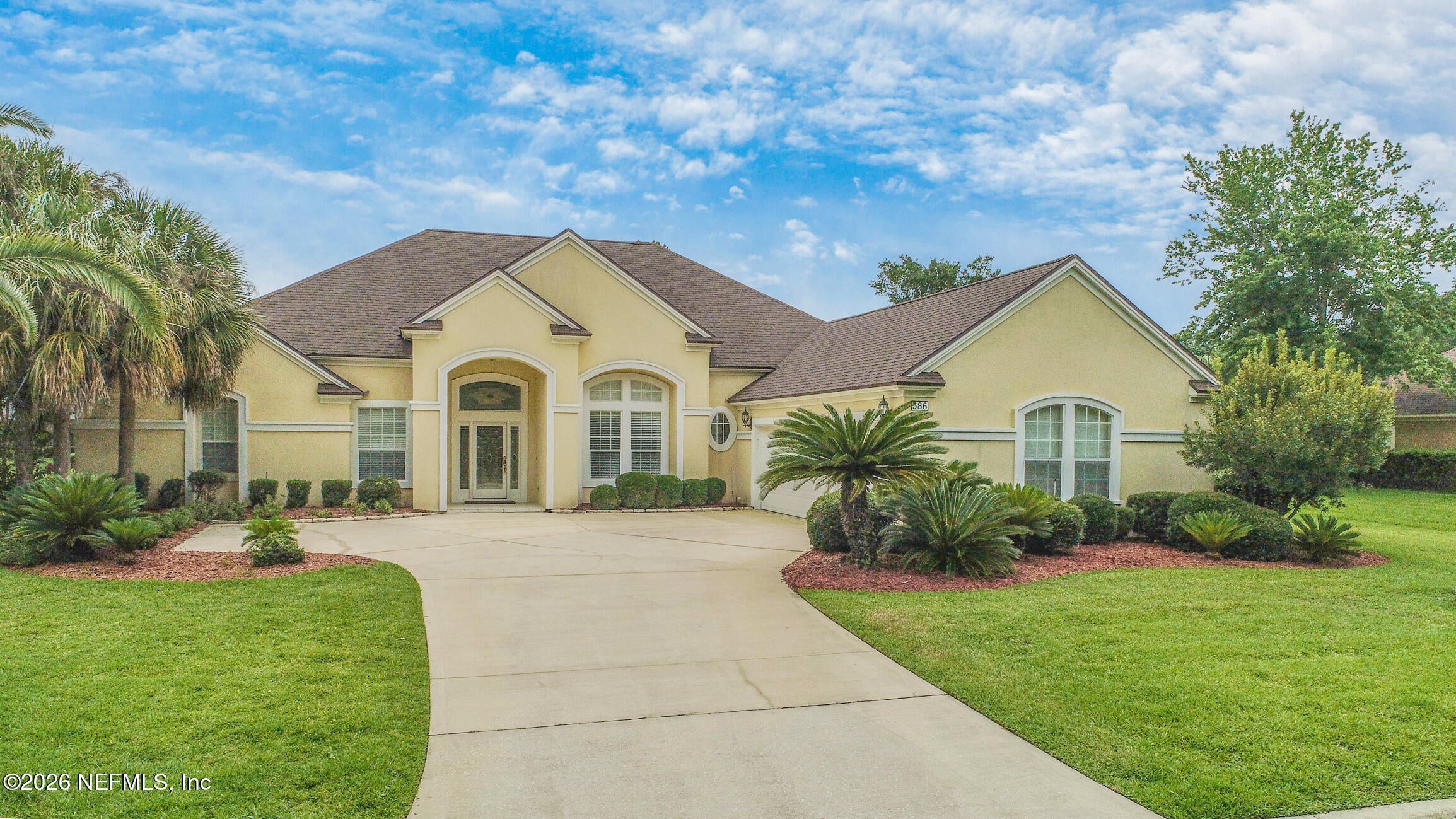 586 Golden Links Dr, Orange Park, FL 32073