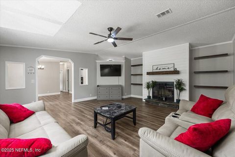Mobile Home in Florahome FL 124 KNIGHT Drive 4.jpg