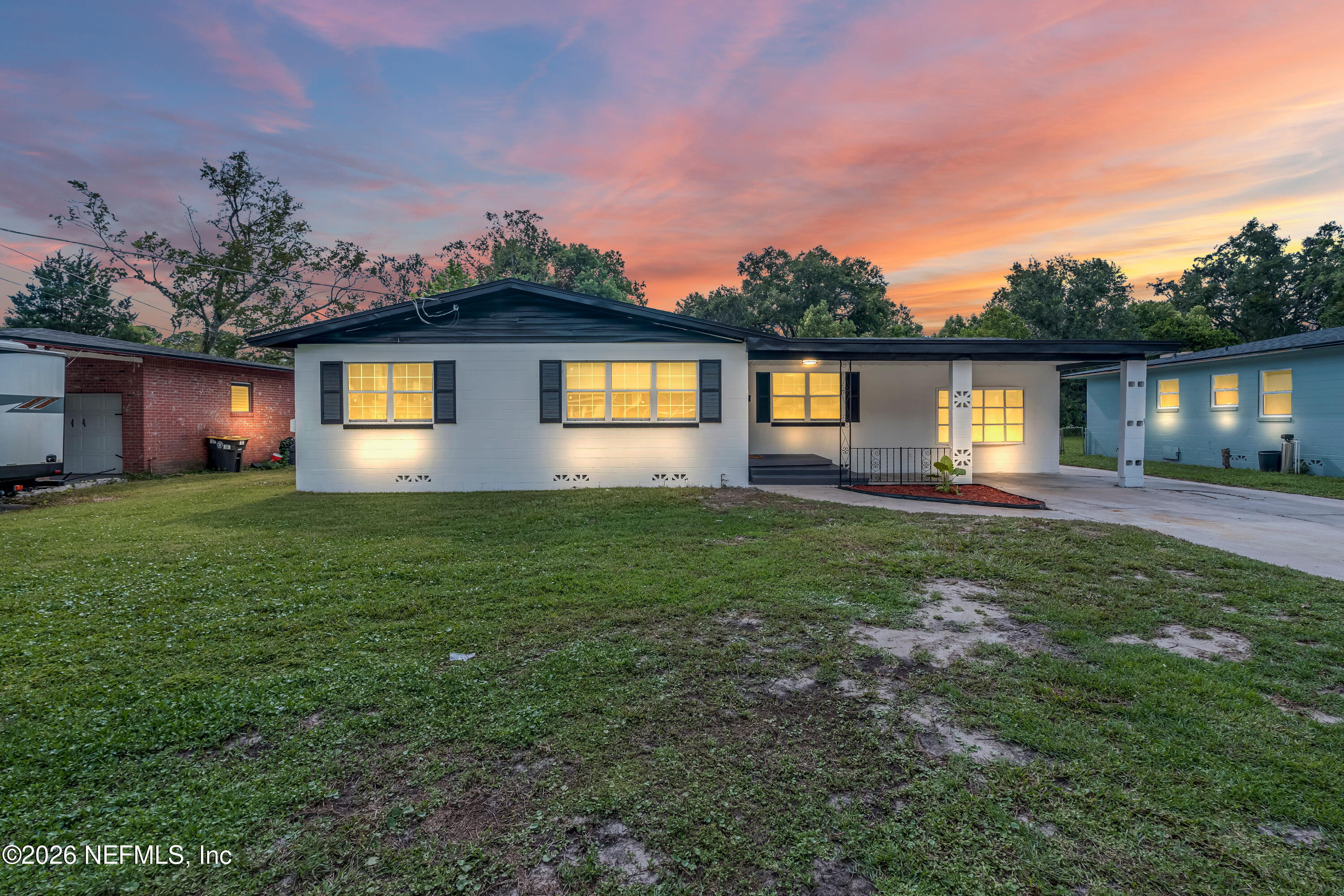 7456 Greenway Dr, Jacksonville, FL 32244