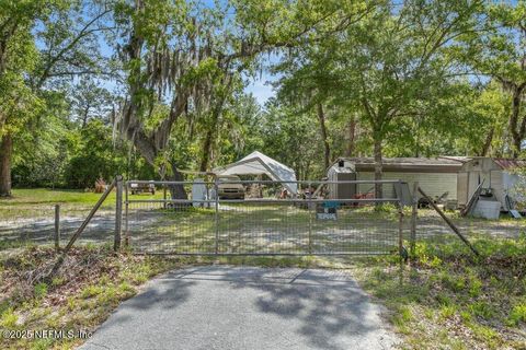 Single Family Residence in Florahome FL 670 HILLSBOROUGH Avenue 2.jpg