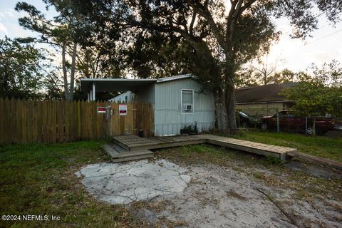 Mobile Home in Jacksonville FL 9008 DANDY Avenue 4.jpg