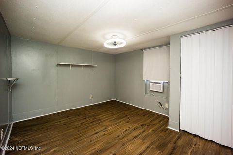 Mobile Home in Jacksonville FL 9008 DANDY Avenue 20.jpg