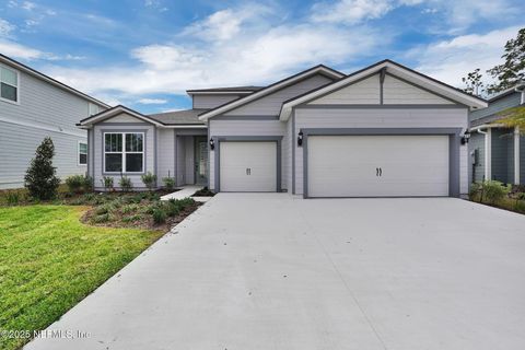Single Family Residence in Green Cove Springs FL 2466 BRADLEY PARK Drive.jpg