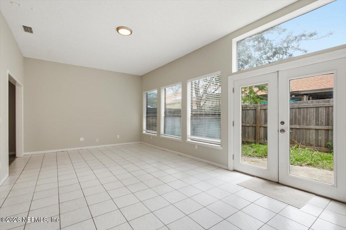 9910 Fawn Brook Dr, Jacksonville, FL 32256 photo