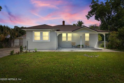 Single Family Residence in Jacksonville FL 3357 SEVILLE Street.jpg