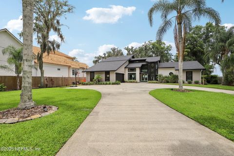 Single Family Residence in Fleming Island FL 1823 N LAKESHORE Drive 4.jpg